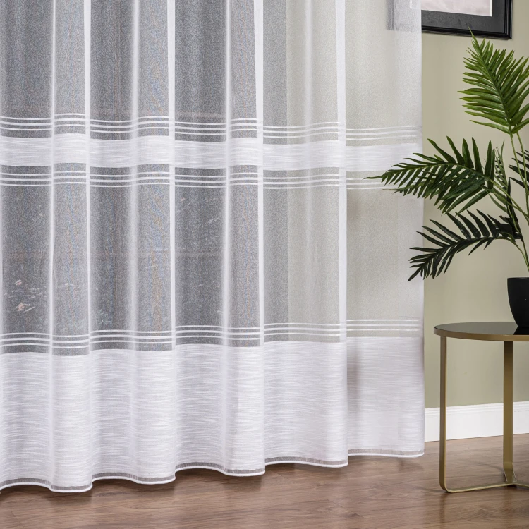 Firanka fantazyjna z ołowianką, wysokość 300cm, kolor biały