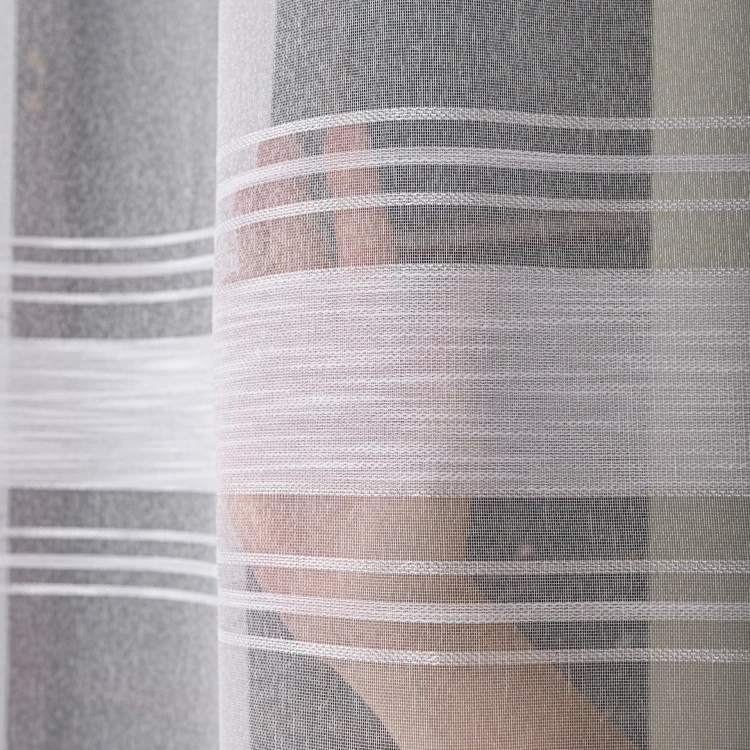 Firanka fantazyjna z ołowianką, wysokość 300cm, kolor biały